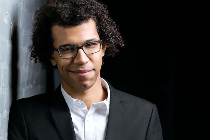 ジョナサン・ヘイワード（指揮）が北西ドイツ・フィルの首席指揮者に！